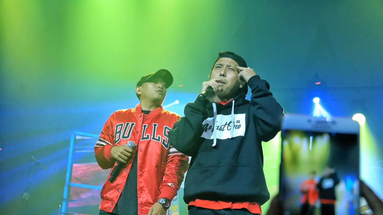 [Bintang] Konser Iwa K