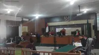 Persidangan suap APBD Riau dengan terdakwa mantan Gubernur Riau Annas Maamun di Pekanbaru. (Liputan6.com/M Syukur)