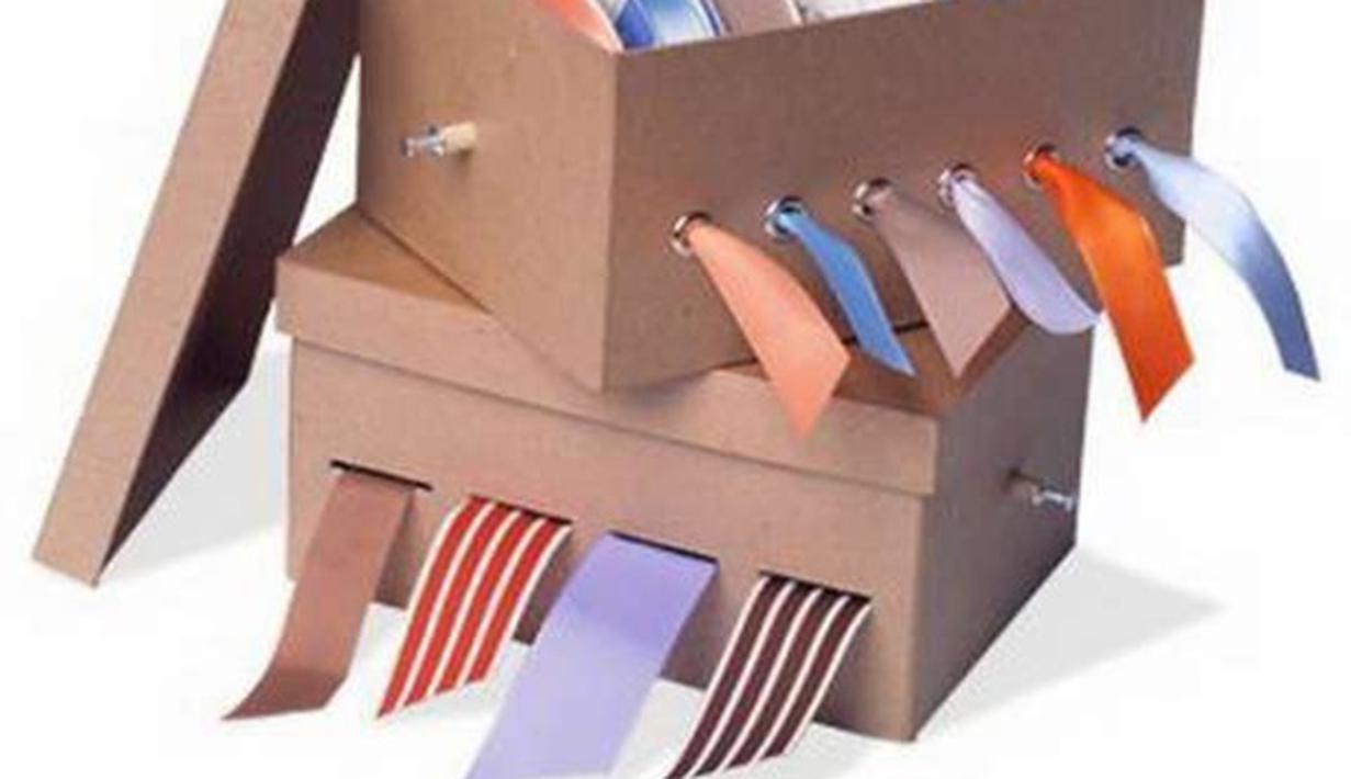 DIY Manfaatkan Kotak  Sepatu Bekas  Sebagai Karya Seni 