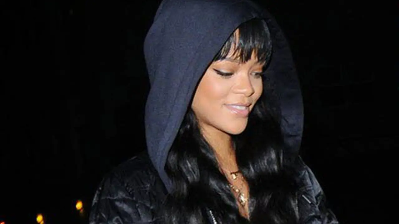 Dikabarkan Hamil, Rihanna Belum Siap Punya Anak