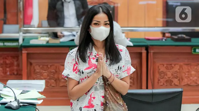 FOTO: Nirina Zubir Hadiri Sidang Lanjutan Kasus Mafia Tanah