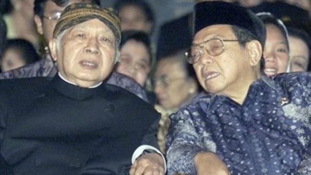 Bicara tentang kelakar Gus Dur tentunya banyak yang masih terkenang di ingatan masyarakat.