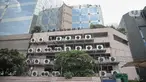 Suasana Gedung Kementerian Hukum dan Hak Asasi Manusia Republik Indonesia (Kemenkumham) seusai peristiwa kebakaran di Jalan Rasuna Said, Kuningan Jaksel, Kamis (8/12/2022). Gedung yang terbakar di area perkantoran Kemenkumham yakni lantai 5 Gedung Sentra Mulia. (Liputan6.com/Faizal Fanani)