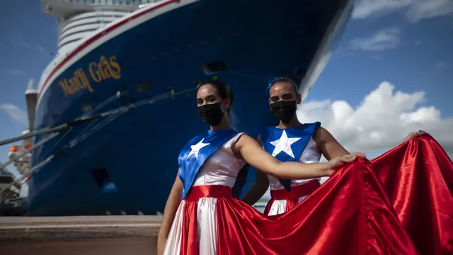 FOTO: Pertama Sejak Pandemi, Kapal Pesiar Kunjungi Amerika Serikat
