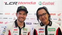 Putut Maulana bersama pembalap tim satelit LCR Honda, Cal Crutchlow. (Instagram/Putut Maulana)