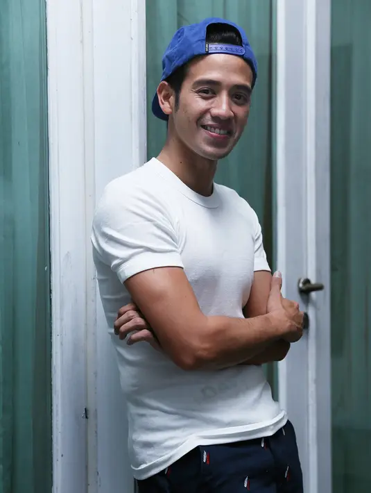 Saat ini Tarra Budiman, Chand Kelvin, dan Chika Waode sedang menggarap film 'Warisan Olga' sebagai persembahan terakhir untuk almarhum. Tarra mengaku bahwa sebenarnya film ini sudah dipersiapkan sebelum ia meninggal dunia. (Galih W. Satria/Bintang.com)