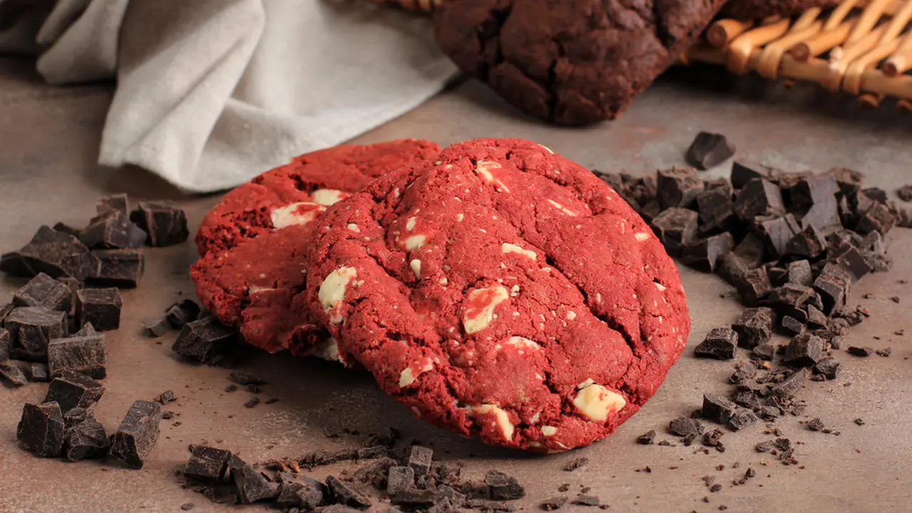 red velvet cookies