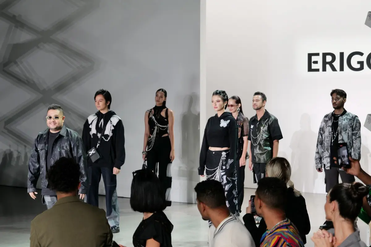 Erigo-x tampilkan balutan proses metamorfosis di New York Fashion Week