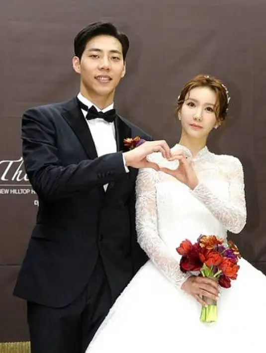 Pernikahan yang digelar di New Hilltop Hotel, Seoul itu sendiri berlangsung   meriah dan dihadiri oleh sederet selebriti papan atas Korea Selatan. (Foto: instagram.com/i_am_junga)