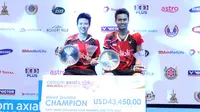 Pasangan ganda campuran Indonesia, Tontowi Ahmad/Liliyana Natsir, menjadi juara Malaysia Terbuka Super Series Premier 2016, Minggu (10/4/2016). (Bola.com/PBSI)