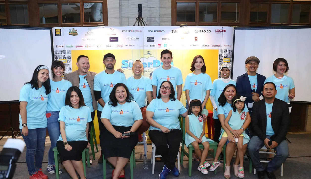 Sandy Pas Band saat konferensi pers film 'Super Didi', di Gandaria City, Jakarta Selatan, Kamis (14/4/2016). (Nurwahyunan/Bintang.com)