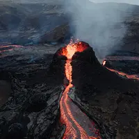 Ilustrasi gunung meletus/Copyright unsplash/&Aacute;sa Steinarsd&oacute;ttir