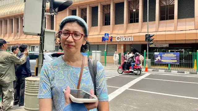 Pelican Crossing Stasiun Cikini