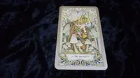 Tarot Hari Ini: Ubah Cara Berpikir Demi Kemajuan Diri