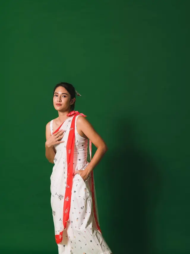 8 Inspirasi Outfit Merah Putih untuk Rayakan 17 Agustus, dari Tissa Biani, Sandrinna Michelle, hingga Dian Sastrowardoyo