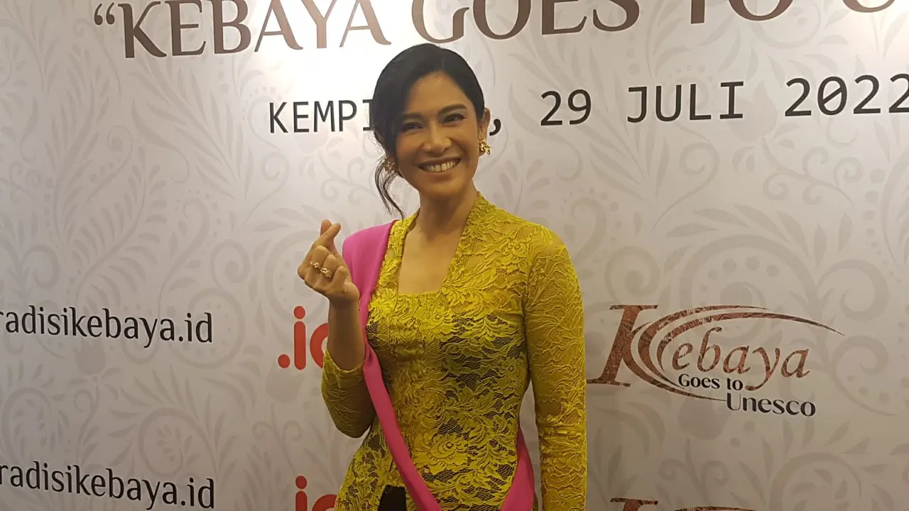 [Fimela] Dian Sastrowardoyo