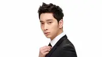 Chansung `2PM` dikabarkan menjalin kasih dengan artis cantik asal negeri tirai bambu. Benarkah itu?