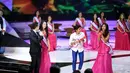 Grand Final Miss Celebrity Indonesia 2016 digelar Kamis (13/10/2016). Di siarkan SCTV dari Studio 6 Emtek City, Daan Mogot, Jakarta Barat. Acara dibuka dengan duet idola remaja Aliando Syarief dan Rizky Febian. (Adrian Putra/Bintang.com)