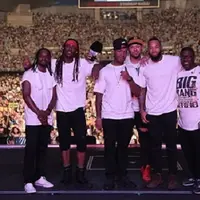 Aksi BigBang takkan meriah tanpa kehadiran para musisi ini. (Instagram @thebandsix)