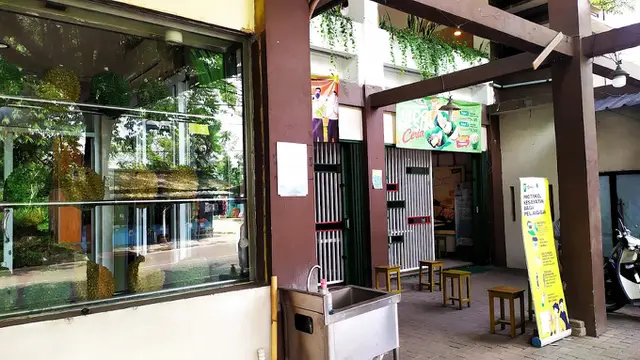 15 Rekomendasi Tempat Makan Enak di Serang 2025, Kuliner Legendaris hingga Kekinian
