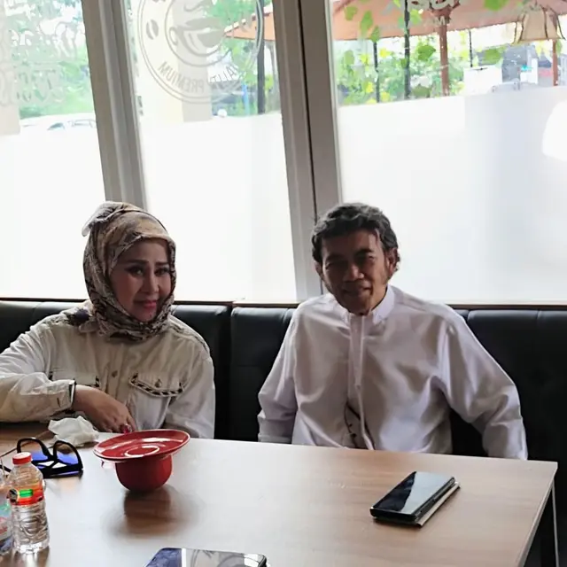 Rhoma Irama – Elvy Sukaesih