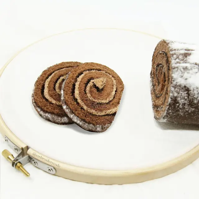 6 Karya Seni Sulam Bentuk Kue dan Roti Ini Detailnya Bikin Takjub