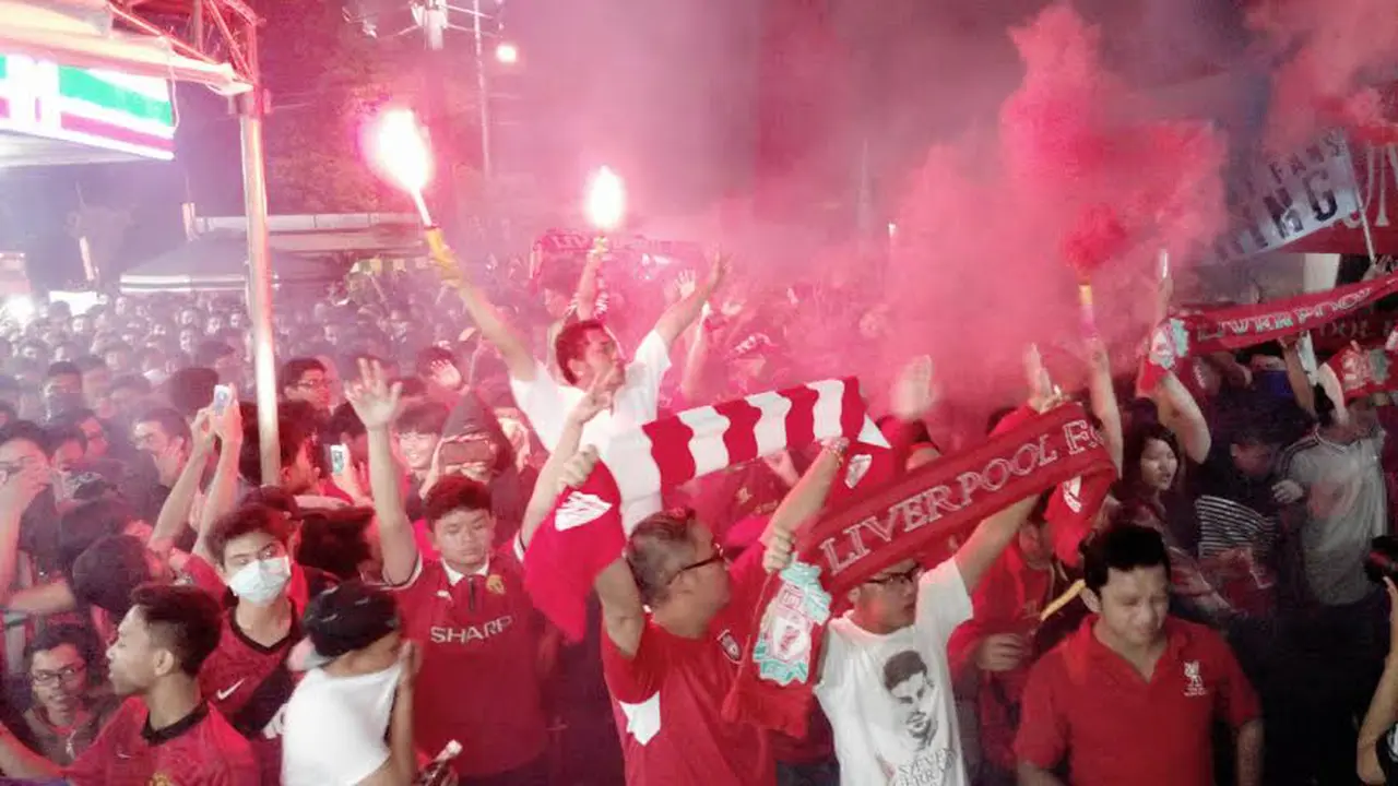 Meriahnya Nobar MU vs Liverpool Bersama Liputan6.com