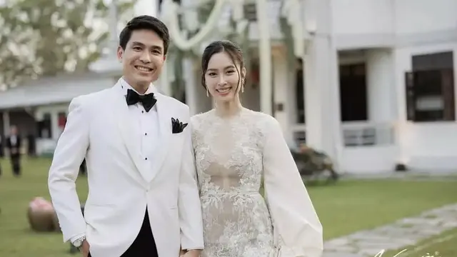 Nong Poy saat Resepsi Pernikahan