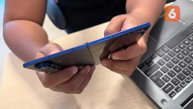 <p>Samsung Galaxy Z Fold7. Liputan6.com/Iskandar</p>