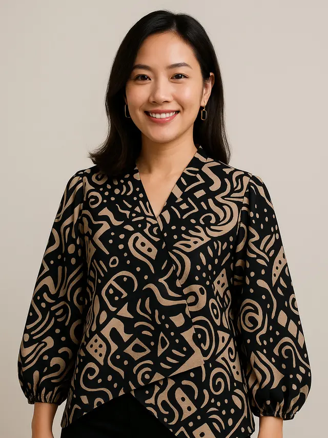 Model Blouse Batik Lengan Bishop yang Lagi Tren/Ilustrasi AI