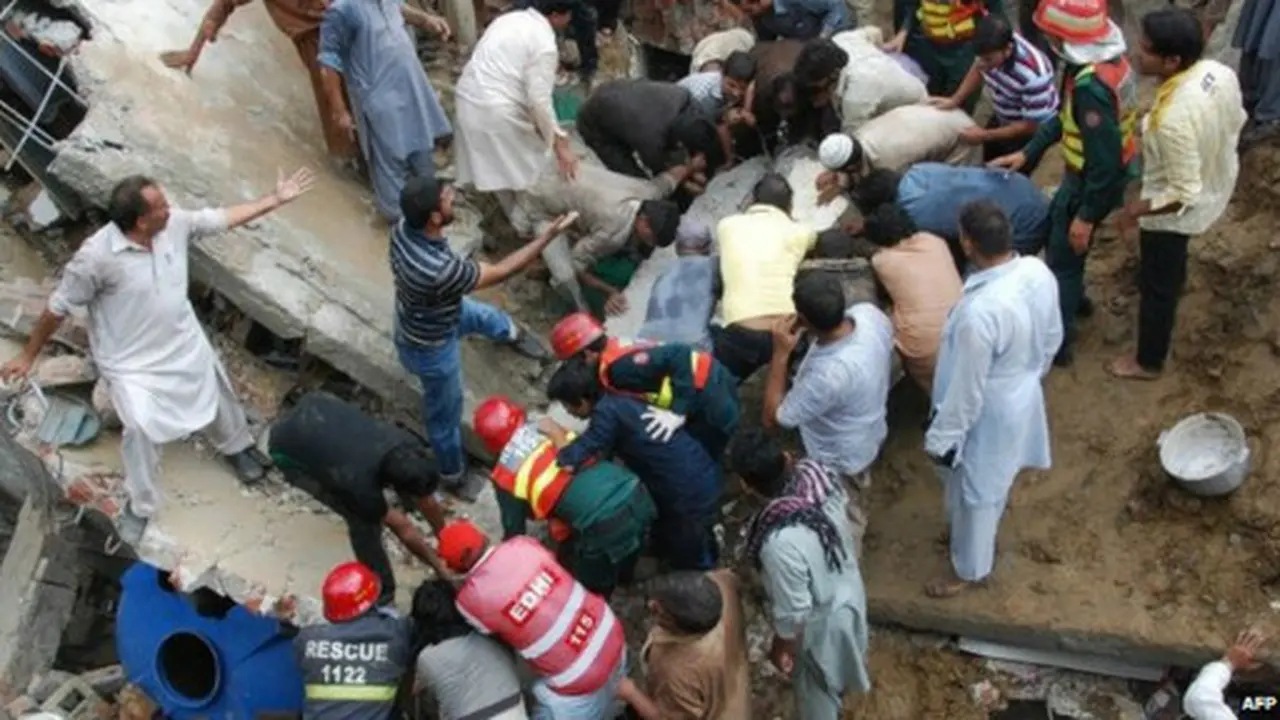 Atap Masjid Pakistan Ambruk, 24 Jemaah Tewas Seketika