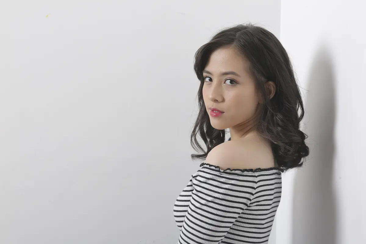 Adhisty Zara