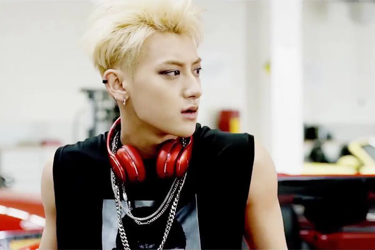 [Bintang] Tao eks-EXO