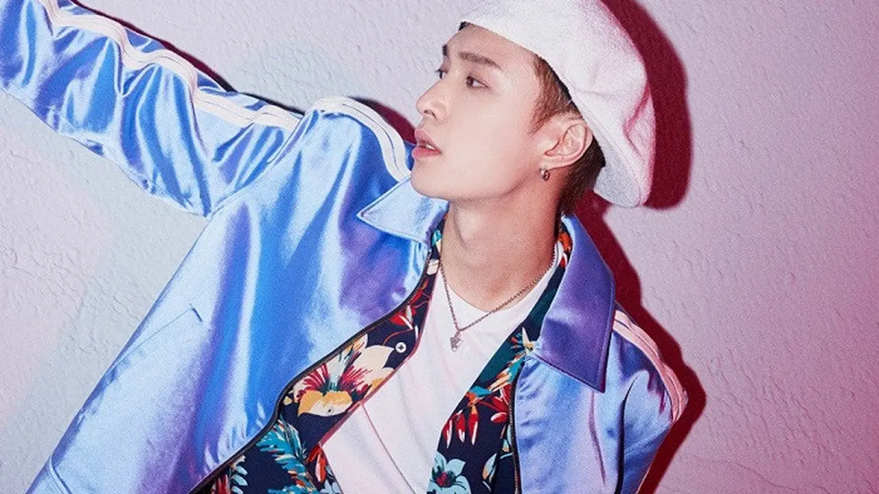 Lay EXO