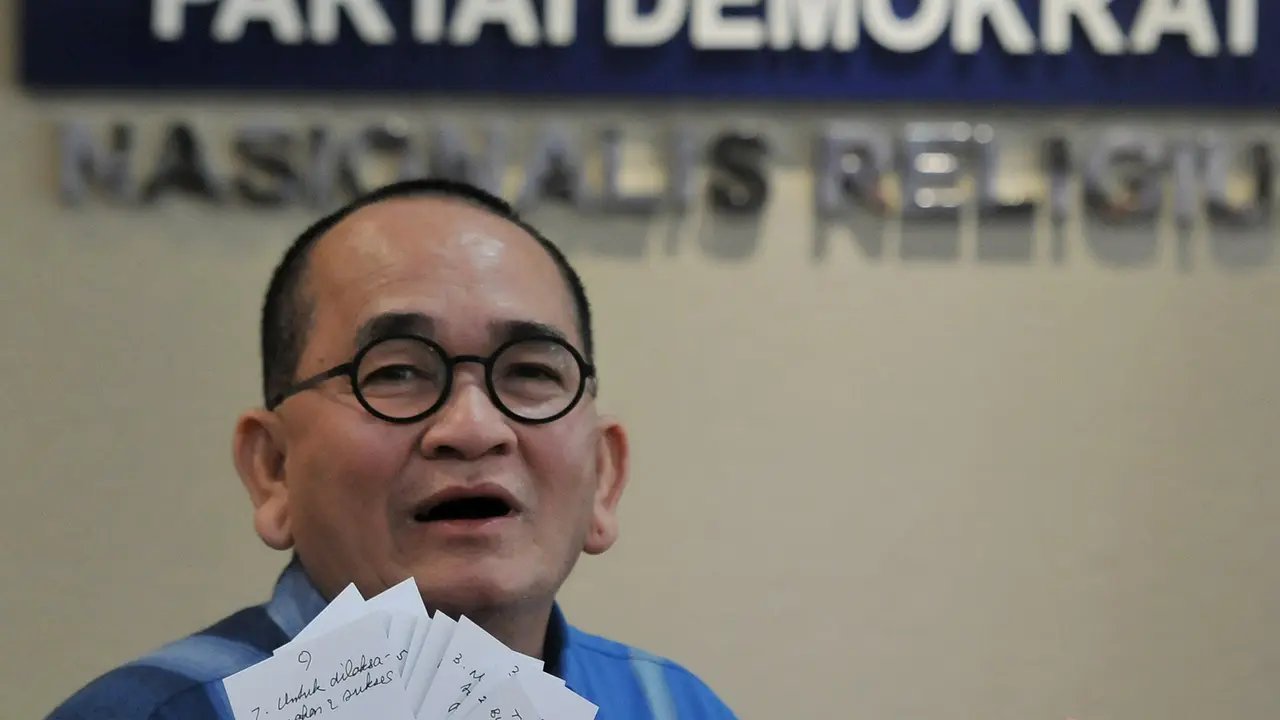 20160822-Ruhut Sitompul Dicopot dari Posisi Jubir Demokrat-Jakarta