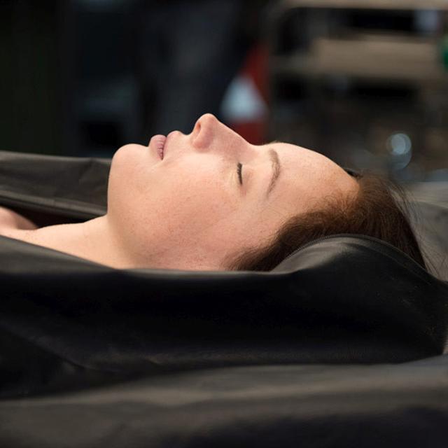 Jadi Mayat Aktris The Autopsy Of Jane Doe Bugil 8 Jam Showbiz Liputan6 Com