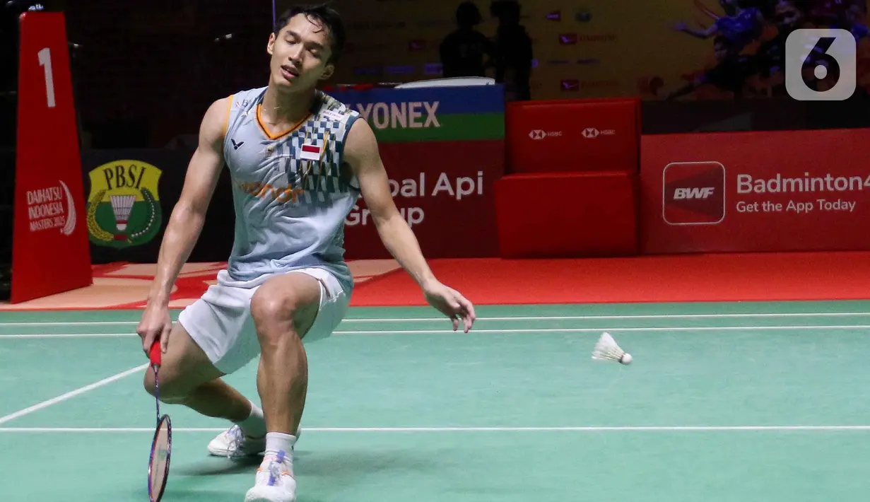 Tunggal putra Jonatan Christie saat melawan Kunlavut Vitidsarn (Thailand) di final Daihatsu Indonesia Masters 2025 di Istora Gelora Bung Karno, Senayan, Jakarta, Minggu (26/1/2025) sore WIB. (Liputan6.com/Herman Zakharia)