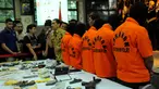 Mabes Polri membongkar jaringan pembuatan dan penjualan senjata api ilegal, Jakarta. Foto diambil pada Jumat (7/11/2014) (Liputan6.com/Faisal R Syam)