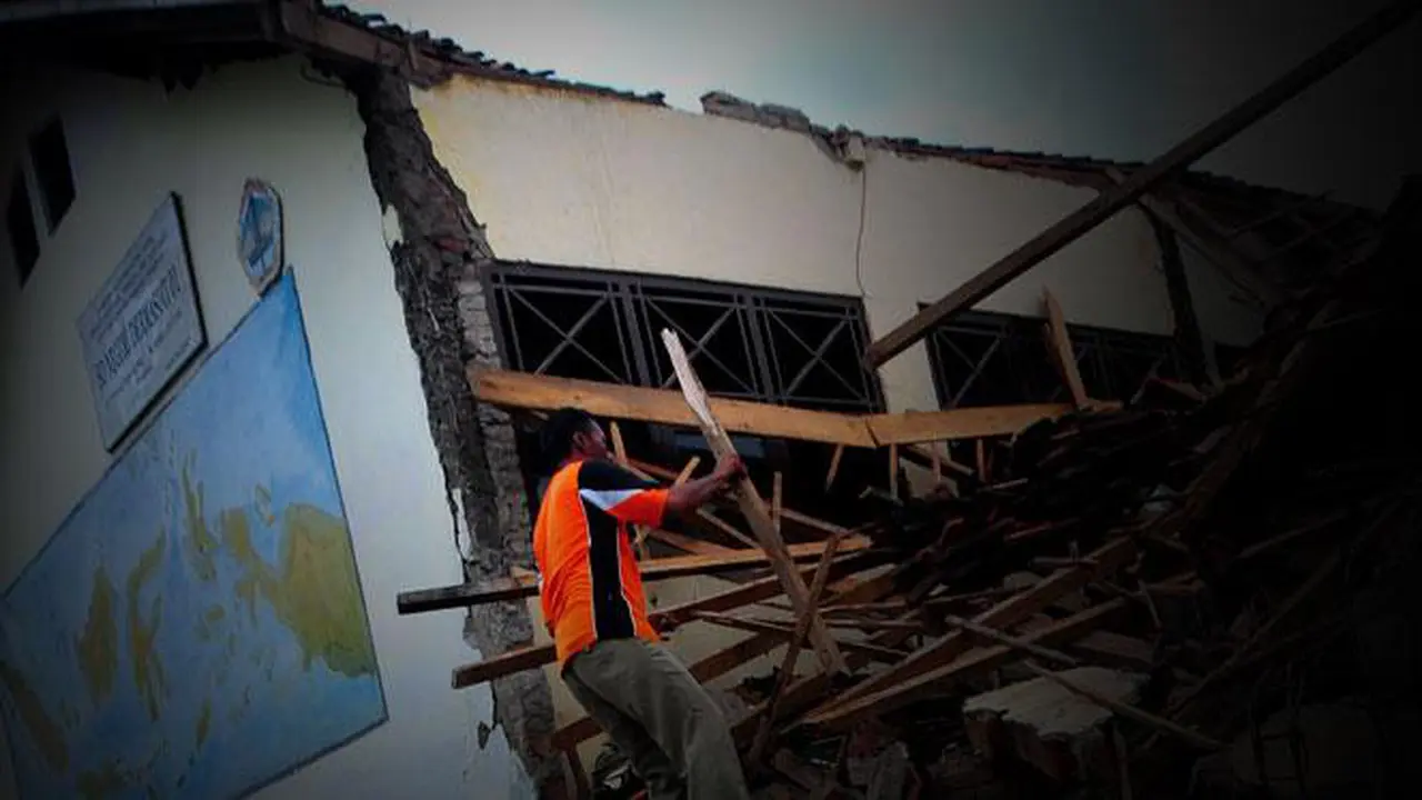 SDN di Probolinggo Ambruk, 8 Pelajar Terluka 