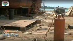 Ledakan kapal di galangan milik Kementerian Perhubungan diduga akibat kebocoran tabung gas saat pengelasan. 