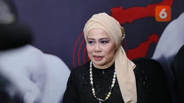 [Fimela] Dewi Yull