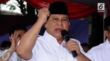 Ketua Umum Prabowo Subianto memperingati Hari Kemerdekaan ke-72 Republik Indonesia di Universitas Bung Karno, Jakarta.