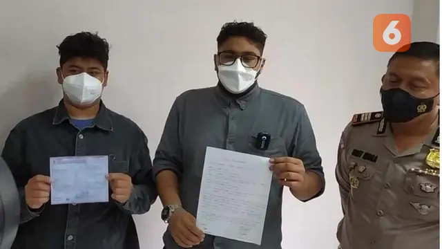 Dua pemuda yang masuk tol pakai motor minta maaf (Liputan6.com/Istimewa)