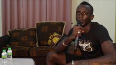 Makan Konate mengajak tim Bola.com melihat isi di dalam rumahnya di Terengganu, Malaysia.