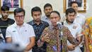 Menteri Pemuda dan Olahraga (Menpora) RI, Zainudin Amali memberikan keterangan saat menerima audiensi perwakilan klub Liga 2 di Jakarta, Senin (16/1/2023). Pertemuan perwakilan Klub tersebut membahas nasib Liga 2 dan 3 untuk mengadukan nasib mereka setelah kompetisi dihentikan. (Liputan6.com/Angga Yuniar)