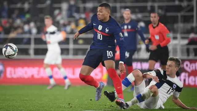FOTO: Benzema dan Mbappe Bawa Prancis Taklukkan Finlandia