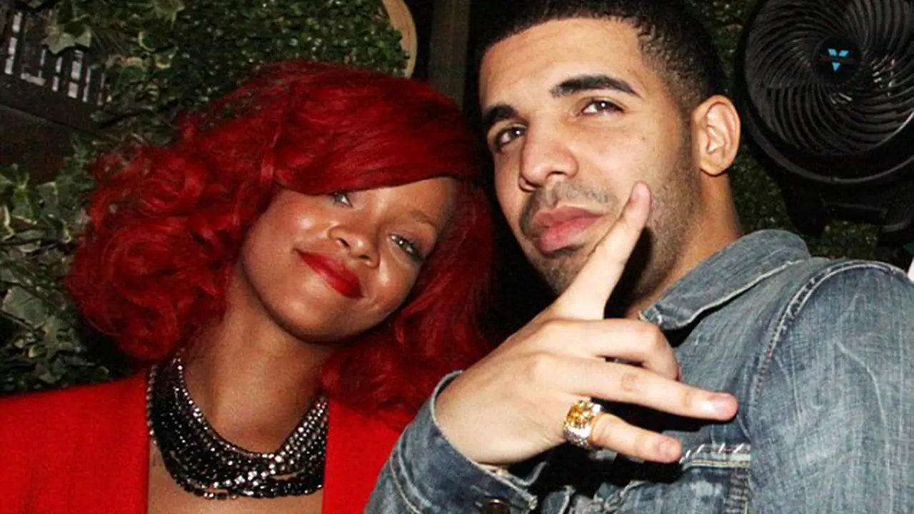 Sembunyi, Rihanna Malu-malu Kencan dengan Drake
