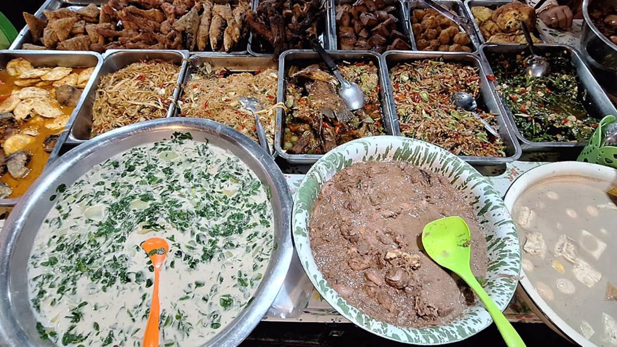 Rekomendasi Sarapan di Pasar Ngasem Yogyakarta 2026, Spot Kuliner Pagi Favorit Dekat Keraton