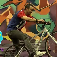 Fadlan merasa lebih tenang jika ia sedang mengendarai sepeda. Jika sedang bermasalah dan banyak pikiran, ia mencari solusi saat naik sepeda. 