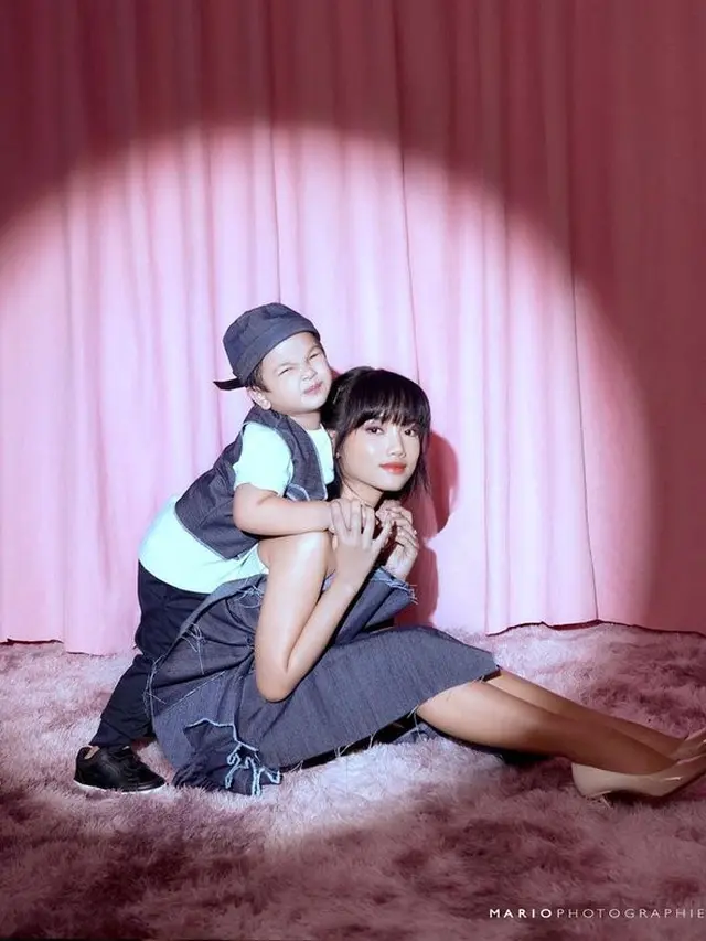 [Fimela] Gala Sky dan Fuji An